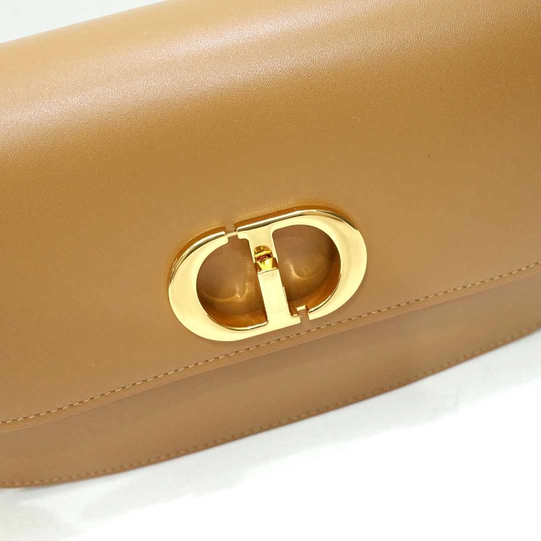 30 Montaigne Avenue Bag Medium Tan Box Calfskin